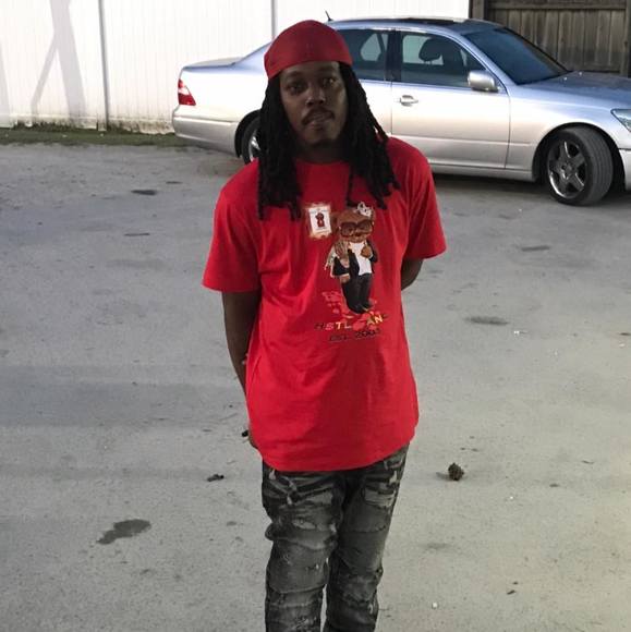 Profile Picture of Jeffrey Pierre (@jeffrey_pierre) on Poshmark