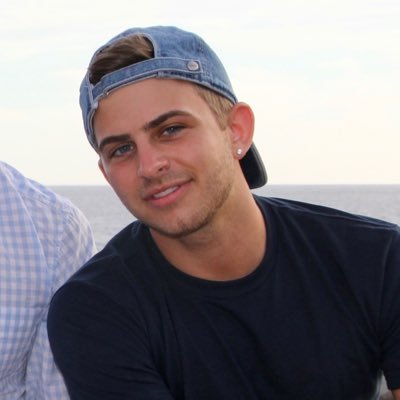 Profile Picture of Erik Savercool (@ErikSavercool) on Twitter