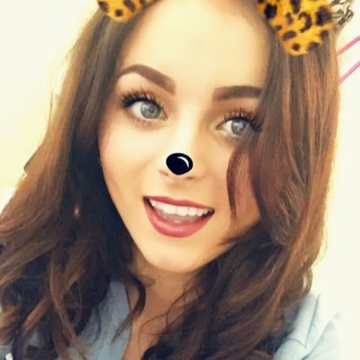 Profile Picture of Lou (@HughesLucia) on Twitter