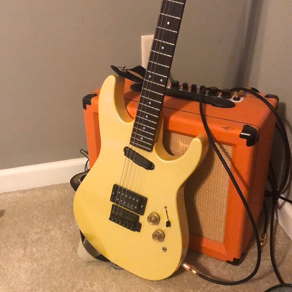 Profile Picture of Andrew Holloway (@andyh21801) on Poshmark