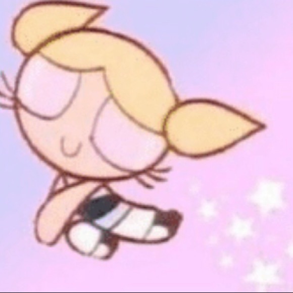 Profile Picture of Karissa Vittetoe (@imkarissaa) on Poshmark