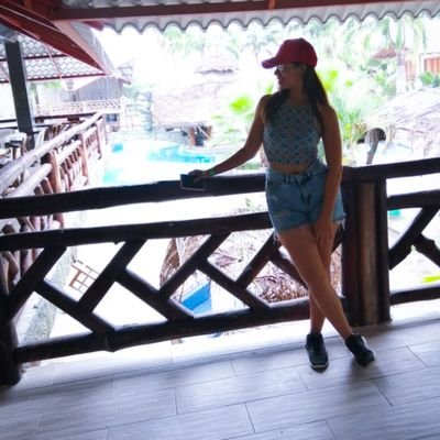 Profile Picture of Daniela Guzmán (@daniGuzman_) on Twitter