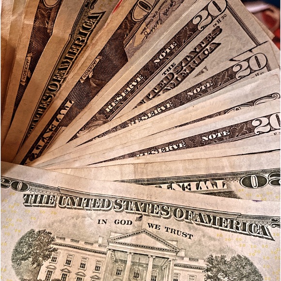 Profile Picture of Antwan Tillman (@antwan_tillman) on Poshmark