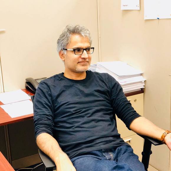 Profile Picture of Asif Ahmed (@asif_jan) on Poshmark