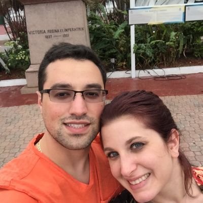 Profile Picture of Taryn Schmidt (@LittleTrendi) on Twitter