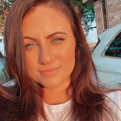Profile Picture of Bhad Bhayley (@hayley_himes) on Twitter
