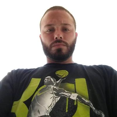 Profile Picture of Peter Torrez (@PeteTorrezMusic) on Twitter