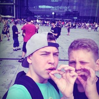 Profile Picture of Tom Preller (@TomLikeTheGreen) on Twitter