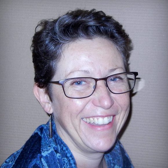 Profile Picture of Rita Schmidt (@rschmidt65) on Poshmark