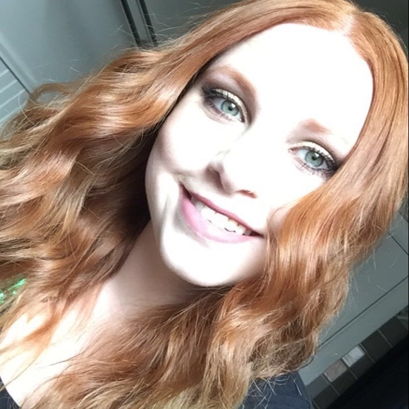 Profile Picture of Jordann Adams (@jordannadams1) on Poshmark