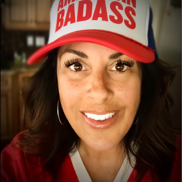 Profile Picture of Trisha Zilles (@trishaz88) on Poshmark