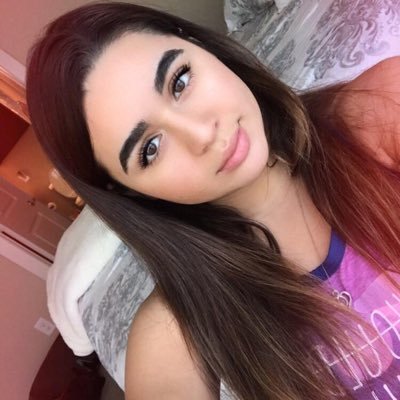 Profile Picture of Nancy Travis 🌹 🌹 (@NancyTr77907952) on Twitter