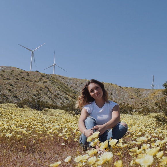 Profile Picture of Chai Stabenow (@chaistabenow) on Poshmark