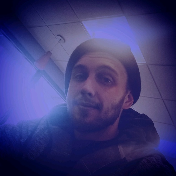 Profile Picture of Jeremy Clement (@bubbaloc936) on Poshmark