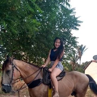 Profile Picture of Tais Julia (@tais.julia.9638) on Facebook