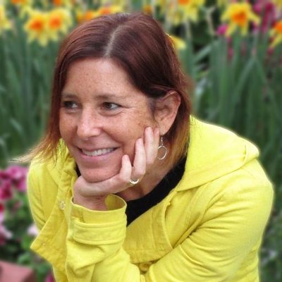 Profile Picture of Amy Krouse Rosenthal (@@missamykr) on Twitter