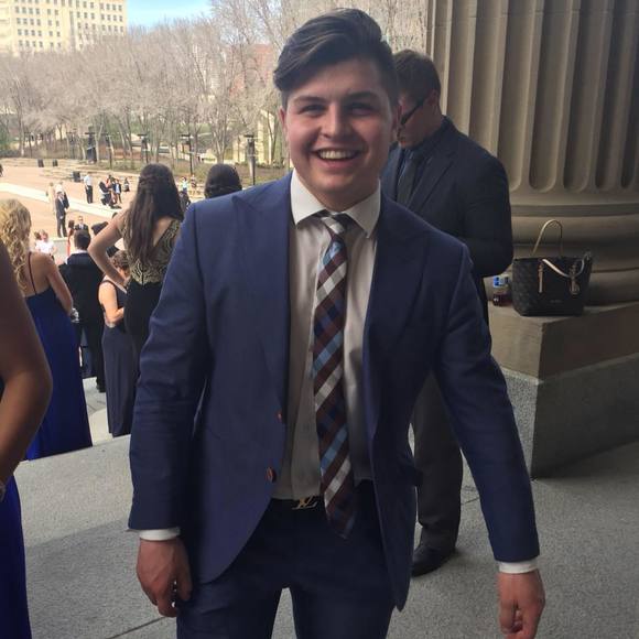 Profile Picture of Trey Fix-wolansky (@wally91) on Poshmark