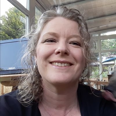 Profile Picture of Beverley Gibbs (@Bev1166) on Twitter