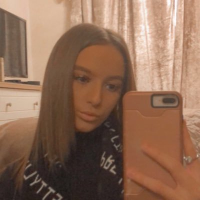 Profile Picture of Chloe Da Silva (@chloedasilvaaaa) on Twitter