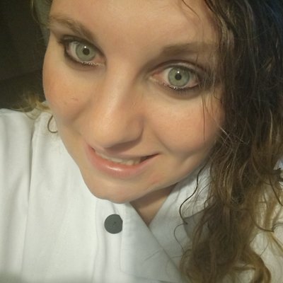 Profile Picture of Katie Dobbins (@katie4dan) on Twitter