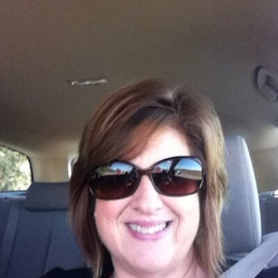 Profile Picture of Lisa Rickey (@lrickey16) on Twitter