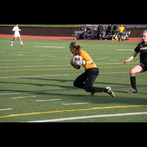 Profile Picture of Olivia Zachmeier (@geiger2) on Poshmark