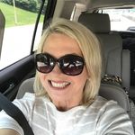 Profile Picture of Lisa Frazier Davis (@lisa.hawaii96) on Instagram