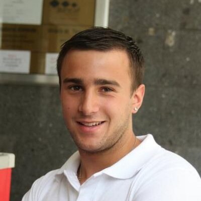 Profile Picture of Chat Fou (@Jeremy_sBurger) on Twitter