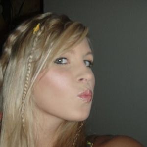 Profile Picture of Nichole Hale (@artsi_type) on Myspace