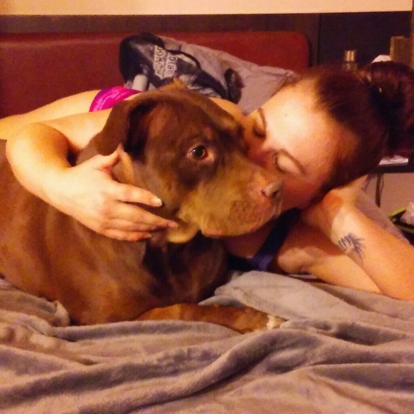 Profile Picture of Carly Willett (@willettc12) on Poshmark