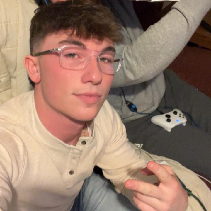 Profile Picture of Andrew Stack (@@_andrewstack) on Tiktok