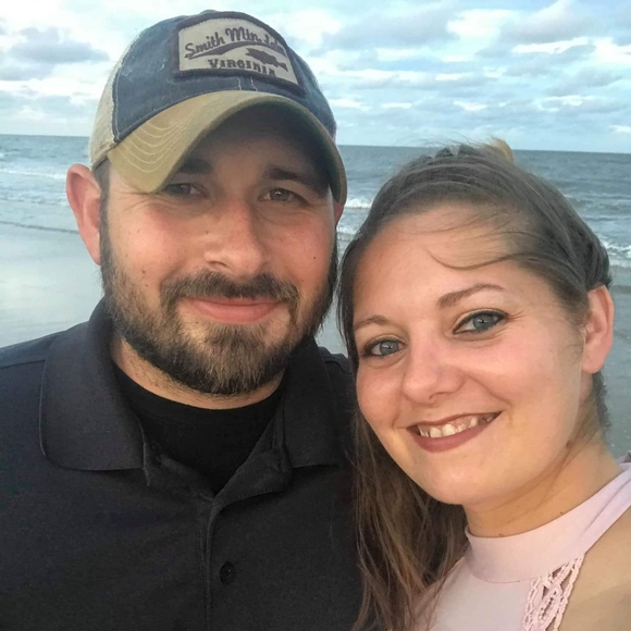 Profile Picture of David Osborne (@d_osborne2012) on Poshmark