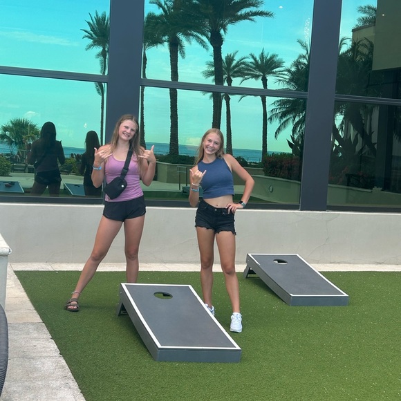 Profile Picture of Alyssa Schroeder (@alyssaschroeds) on Poshmark