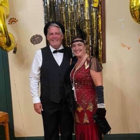 Profile Picture of Michele Hodge (@michelehodge) on Poshmark