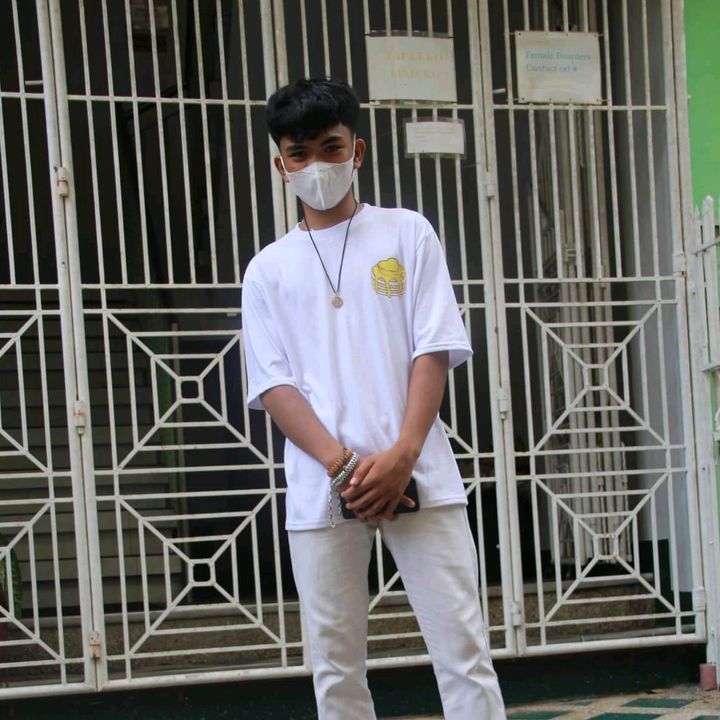 Profile Picture of Mark robin Marundan (@markrobin_15) on Tiktok