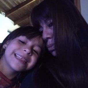 Profile Picture of Carmen Esquivel (@CarmenE23053510) on Twitter