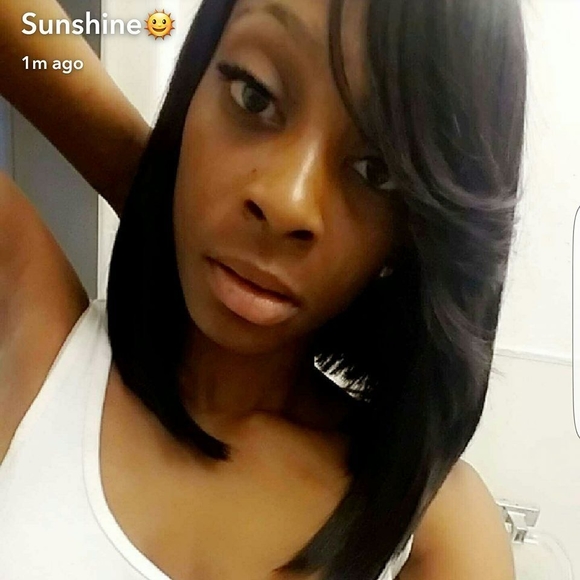 Profile Picture of Sunshine Sunshine (@clarissa1404) on Poshmark