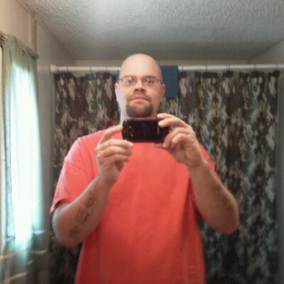 Profile Picture of tommy saunders (@saunders_tommy) on Twitter