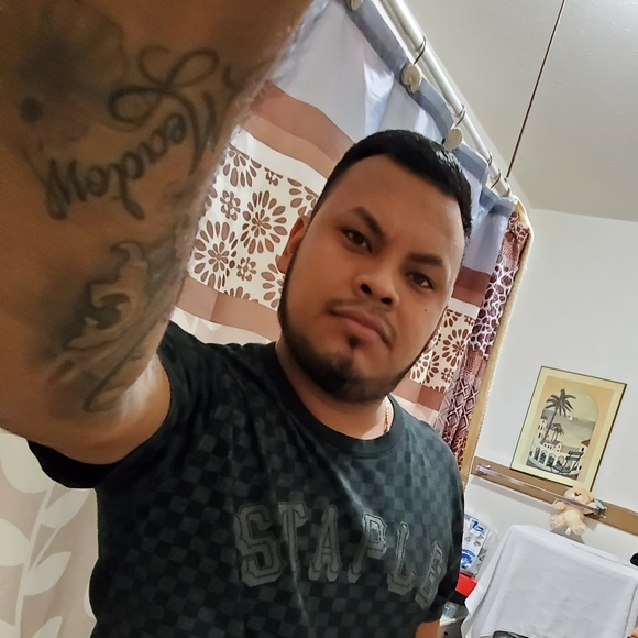 Profile Picture of Francisco Cines (@franky2192) on Poshmark