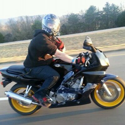 Profile Picture of Matt Wilbur (@dawgs63) on Twitter