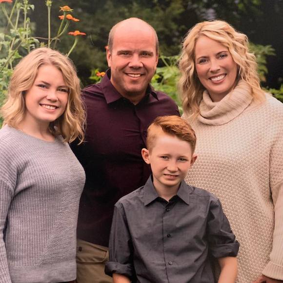 Profile Picture of Traci Ehrick (@tkehrick) on Poshmark