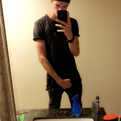 Profile Picture of William Coult (@CoultWilliam) on Twitter