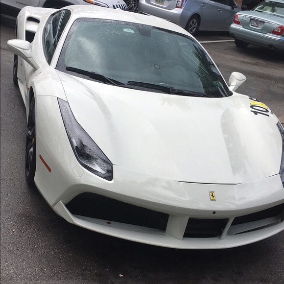 Profile Picture of Justin Colton (@justincolton19) on Poshmark