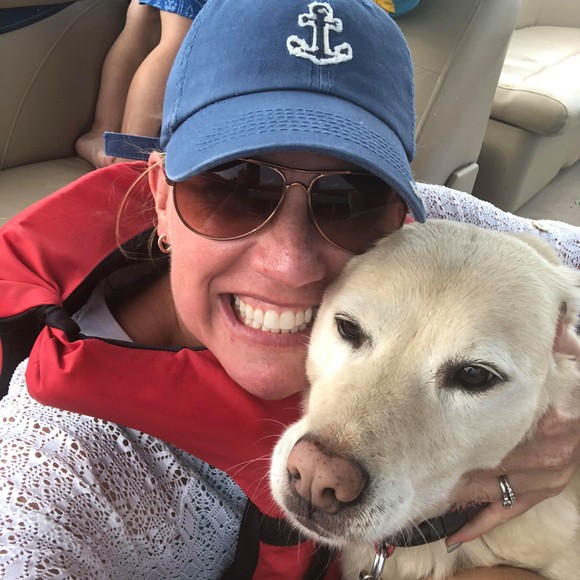 Profile Picture of Tina Felten (@tfelten) on Poshmark