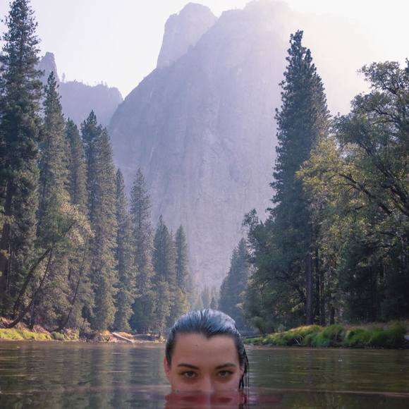 Profile Picture of Abbigail Worlow (@abbigail_worlow) on Poshmark