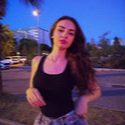 Profile Picture of Alexa Moon (@AlexaMoon) on Youtube