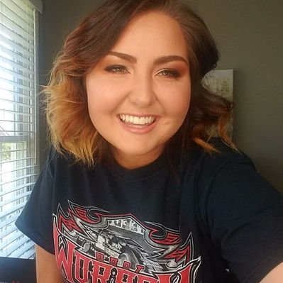 Profile Picture of Whitney Morrow (@lilmorrowt1) on Twitter