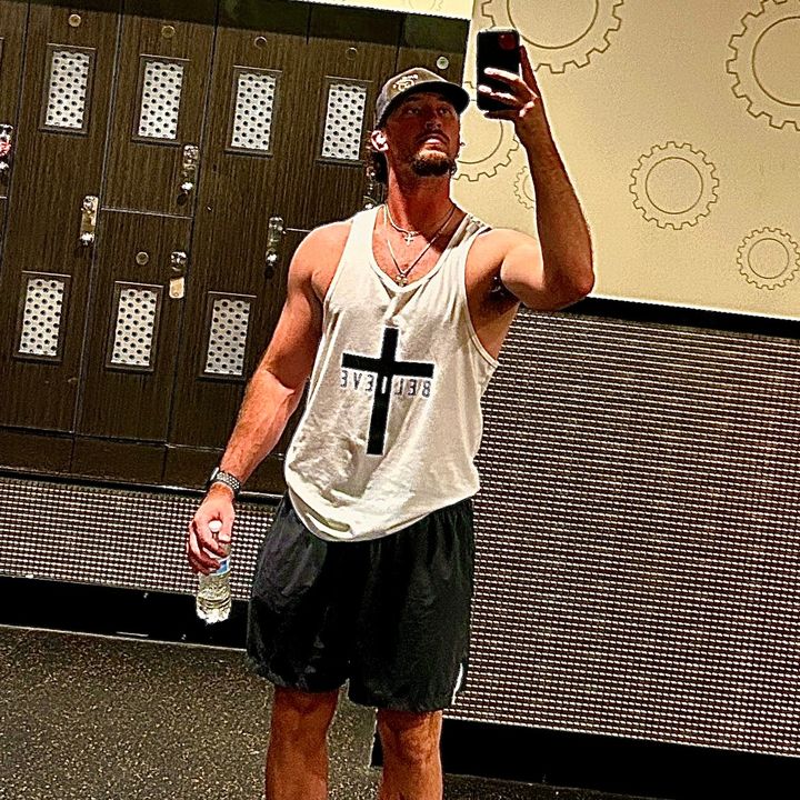 Profile Picture of Brayden Bradley (@braydenbradley_10) on Tiktok