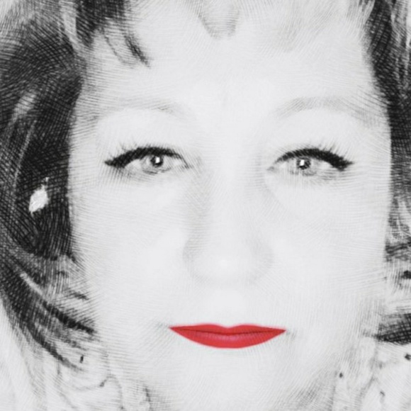 Profile Picture of Stacy Maple (@ashleesmom52) on Poshmark