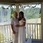 Profile Picture of Jenna Larsen - Jelinek (@larsenjelinek) on Instagram